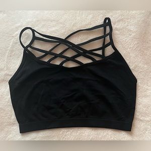 L/XL Zenana Outfitters Black Sports Bra Multi Cross-back Straps